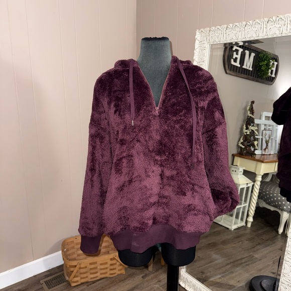 aerie Tops - Aerie • Faux Fur Purple 1/4 Zip Hoodie